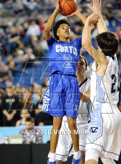 Thumbnail 1 in Curtis vs Central Valley (WIAA 4A Quarterfinal) photogallery.