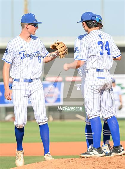 Thumbnail 1 in Yuma Catholic vs. Valley Christian (AIA 3A Final) photogallery.
