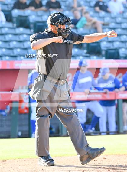 Thumbnail 2 in Yuma Catholic vs. Valley Christian (AIA 3A Final) photogallery.