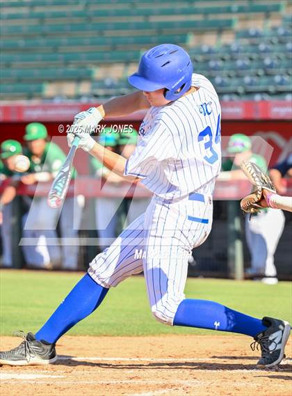 Thumbnail 3 in Yuma Catholic vs. Valley Christian (AIA 3A Final) photogallery.