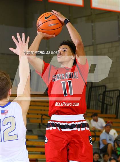 Thumbnail 3 in Santa Margarita vs. Centennial (Nike Extravaganza) photogallery.