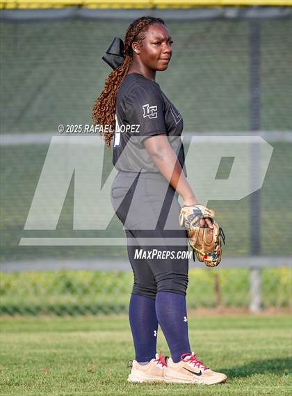 Thumbnail 1 in Lamar Consolidated vs. Galena Park (UIL 5A D1 Softball Bi-District) photogallery.