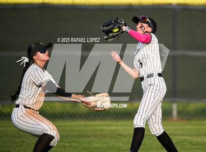 Thumbnail 3 in Lamar Consolidated vs. Galena Park (UIL 5A D1 Softball Bi-District) photogallery.