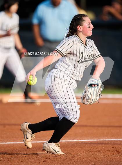 Thumbnail 3 in Lamar Consolidated vs. Galena Park (UIL 5A D1 Softball Bi-District) photogallery.