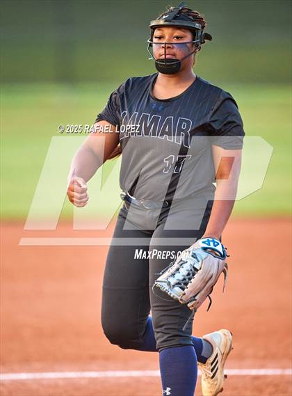 Thumbnail 2 in Lamar Consolidated vs. Galena Park (UIL 5A D1 Softball Bi-District) photogallery.