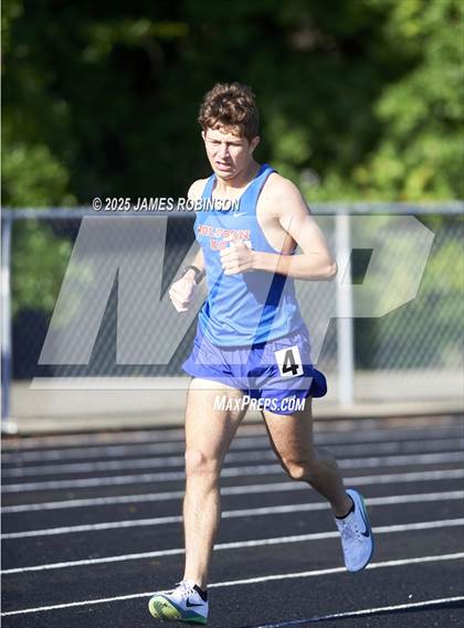 Thumbnail 3 in Gateway Conference Championships (1600m) photogallery.