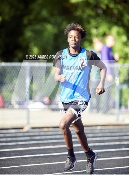 Thumbnail 1 in Gateway Conference Championships (1600m) photogallery.