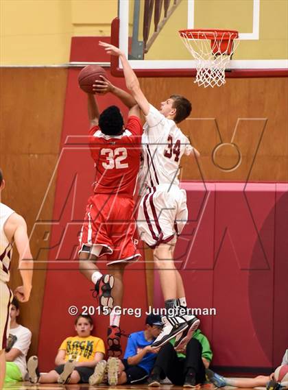 Thumbnail 2 in Saint Mary's vs. Cardinal Newman (CIF NorCal Regional D4 Playoff) photogallery.