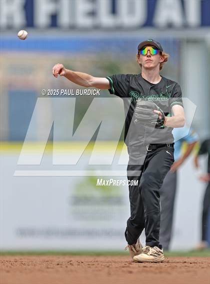 Thumbnail 3 in Mount Carmel vs. Riverside (PIAA 3A Championship) photogallery.