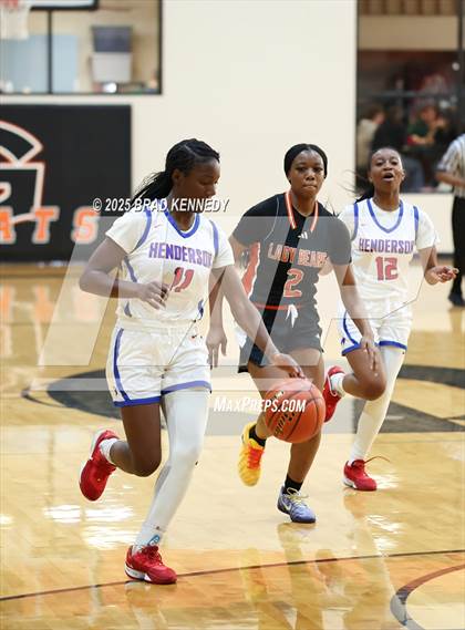 Thumbnail 3 in Henderson vs Gladewater (Bobcat Classic) photogallery.