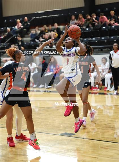 Thumbnail 2 in Henderson vs Gladewater (Bobcat Classic) photogallery.