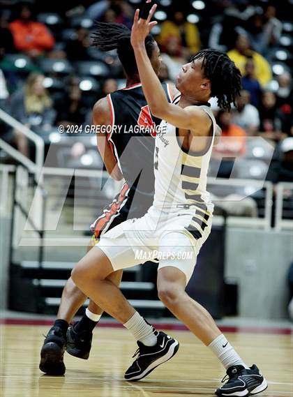 Thumbnail 3 in Lancaster vs The Colony (UIL 5A Basketball Regional Finals) photogallery.