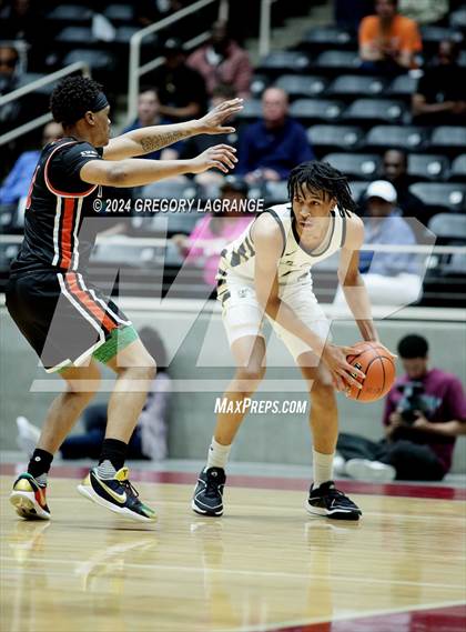 Thumbnail 1 in Lancaster vs The Colony (UIL 5A Basketball Regional Finals) photogallery.