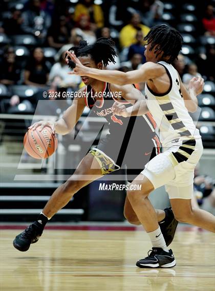 Thumbnail 2 in Lancaster vs The Colony (UIL 5A Basketball Regional Finals) photogallery.