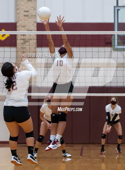 Thumbnail 3 in Poteet @ Devine photogallery.