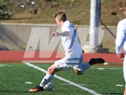 Thumbnail 1 in San Diego vs. Westview (25th Annual San Diego Holiday Tournament) photogallery.