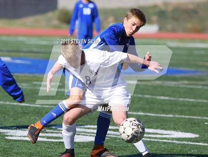 Thumbnail 1 in San Diego vs. Westview (25th Annual San Diego Holiday Tournament) photogallery.