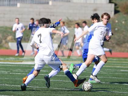 Thumbnail 2 in San Diego vs. Westview (25th Annual San Diego Holiday Tournament) photogallery.