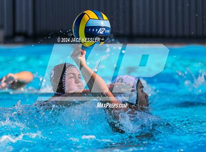 Thumbnail 3 in Royal @ Crespi photogallery.