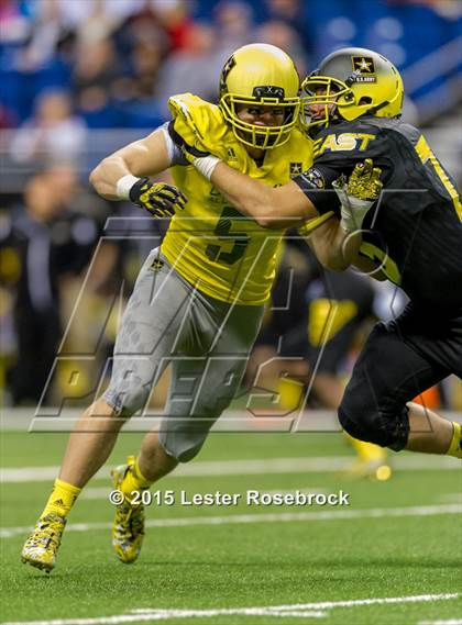 Thumbnail 2 in Army All-American Bowl photogallery.