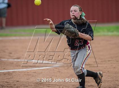 Thumbnail 2 in Zion-Benton vs Riverdale (Warrior Classic) photogallery.