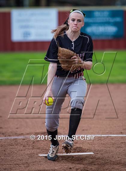 Thumbnail 3 in Zion-Benton vs Riverdale (Warrior Classic) photogallery.