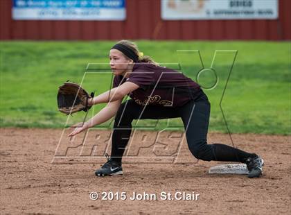 Thumbnail 2 in Zion-Benton vs Riverdale (Warrior Classic) photogallery.