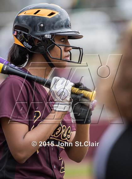 Thumbnail 2 in Zion-Benton vs Riverdale (Warrior Classic) photogallery.