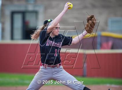 Thumbnail 1 in Zion-Benton vs Riverdale (Warrior Classic) photogallery.
