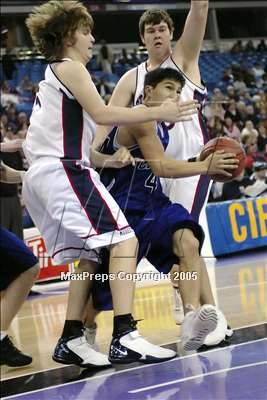 Thumbnail 3 in Capitol Chr. vs Modesto Chr. (D5 Sec. Final) #2 photogallery.