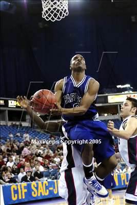 Thumbnail 2 in Capitol Chr. vs Modesto Chr. (D5 Sec. Final) #2 photogallery.
