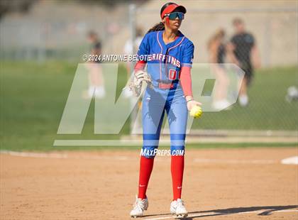 Thumbnail 1 in Marina @ Los Alamitos photogallery.