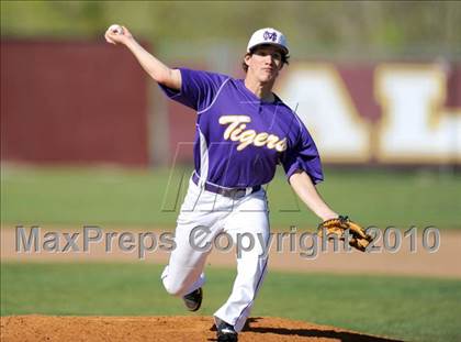 Thumbnail 1 in Hazel Green vs. Madison County photogallery.