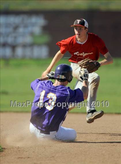 Thumbnail 2 in Hazel Green vs. Madison County photogallery.