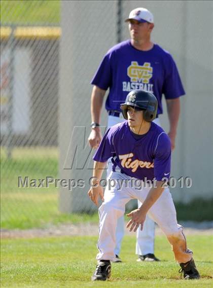 Thumbnail 3 in Hazel Green vs. Madison County photogallery.