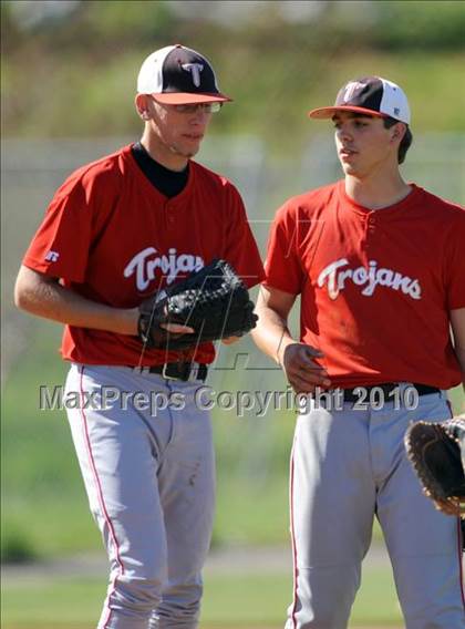 Thumbnail 1 in Hazel Green vs. Madison County photogallery.