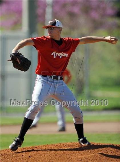Thumbnail 2 in Hazel Green vs. Madison County photogallery.