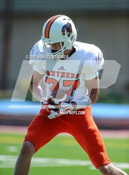 Thumbnail 3 in Polytechnic vs Brentwood photogallery.