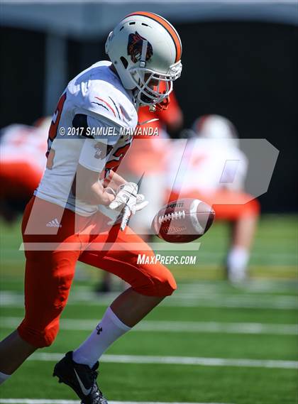 Thumbnail 1 in Polytechnic vs Brentwood photogallery.