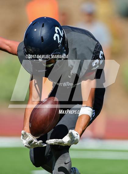 Thumbnail 2 in Polytechnic vs Brentwood photogallery.