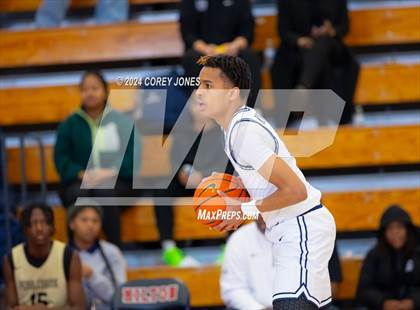 Thumbnail 2 in Pebblebrook vs Pace Academy (Nike Elite HS Showcase GA) photogallery.