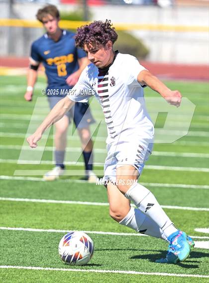 Thumbnail 2 in Phoenix Country Day vs. Trivium Prep (AIA 2A Final) photogallery.