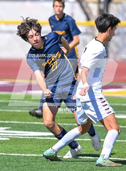 Thumbnail 2 in Phoenix Country Day vs. Trivium Prep (AIA 2A Final) photogallery.