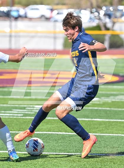 Thumbnail 2 in Phoenix Country Day vs. Trivium Prep (AIA 2A Final) photogallery.