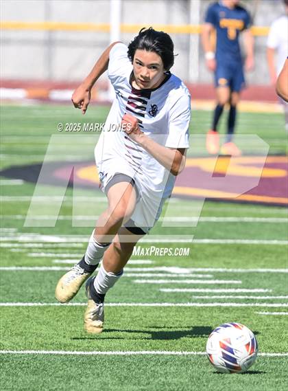 Thumbnail 3 in Phoenix Country Day vs. Trivium Prep (AIA 2A Final) photogallery.