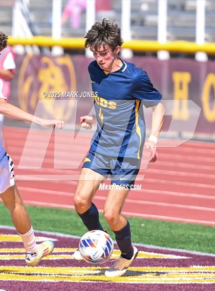 Thumbnail 2 in Phoenix Country Day vs. Trivium Prep (AIA 2A Final) photogallery.