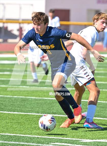 Thumbnail 2 in Phoenix Country Day vs. Trivium Prep (AIA 2A Final) photogallery.