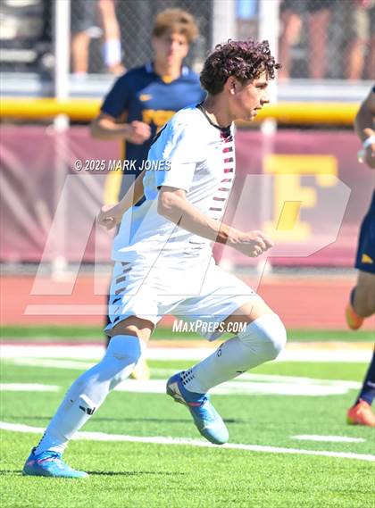 Thumbnail 3 in Phoenix Country Day vs. Trivium Prep (AIA 2A Final) photogallery.
