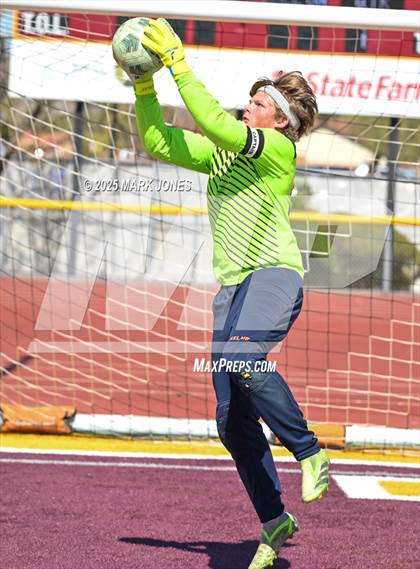 Thumbnail 2 in Phoenix Country Day vs. Trivium Prep (AIA 2A Final) photogallery.