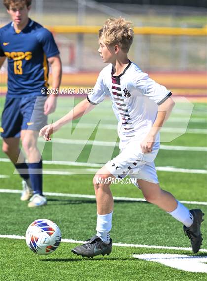 Thumbnail 2 in Phoenix Country Day vs. Trivium Prep (AIA 2A Final) photogallery.